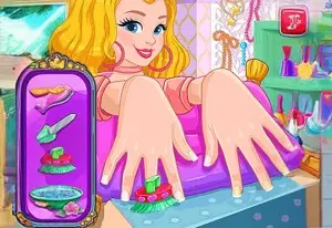 Игра Одри Glam Nails Spa