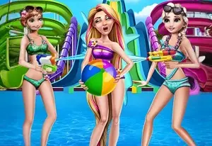 Игра Анна и Эльза в аквапарке