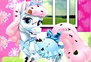 Игра Уход за Пони Золушки