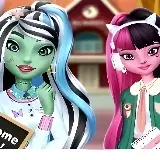 Игра Девочки-монстры Снова в Школу